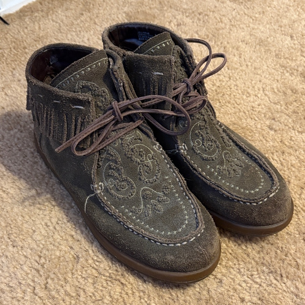 Women's Brown Suede Boots